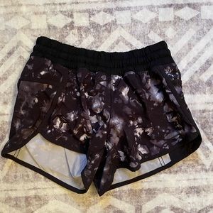 Track that shorts, lululemon, size 6